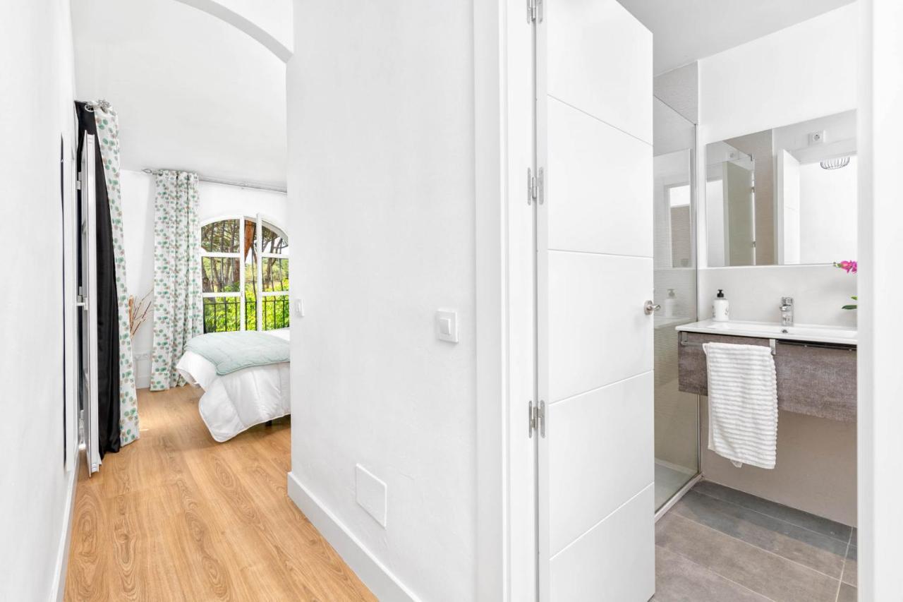 Wintowinrentals Townhouse, Pool & Beach Марбеля Екстериор снимка